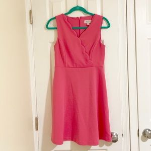 3/$20❄️Elle Pink Scalloped Sleeveless Dress Size 4
